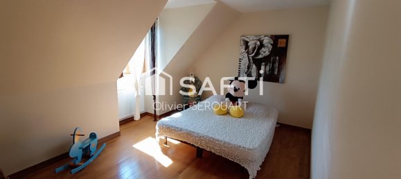 3 bedrooms House in Saint-Quentin, France No. 352605 6