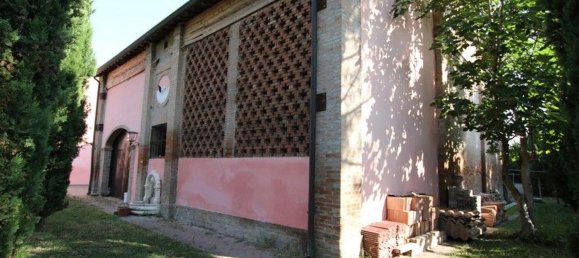 Villa de 8 divisões em Mirandola, Italy N.º 83995 3