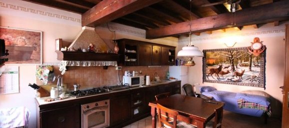 Villa de 8 divisões em Mirandola, Italy N.º 83995 5