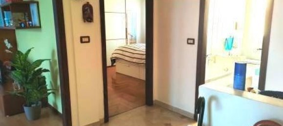 4 rooms Apartment in Venice, Italy No. 30954 5