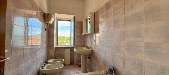 3 bedrooms Apartment in Fontana Liri, Italy No. 343398 9