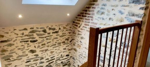 Apartamento de 3 dormitorios en Evron, France No. 323477 11