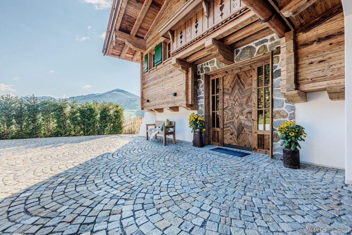 8 rooms House in Jochberg, Austria No. 257268