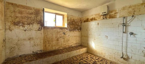 Дом с 4 комнатами в Орбетелло, Италия № 81722 15