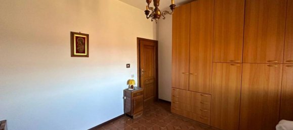 Дом с 4 комнатами в Орбетелло, Италия № 81722 10