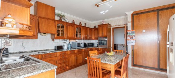 Вилла с 12 спальнями в Албуфейра, Португалия № 134303 16