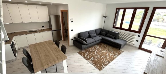 Дуплекс с 3 спальнями в Тальо ди По, Италия № 325264 24