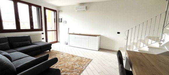 Дуплекс с 3 спальнями в Тальо ди По, Италия № 325264 8