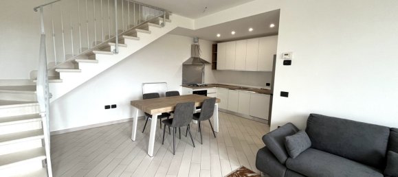 Дуплекс с 3 спальнями в Тальо ди По, Италия № 325264 3