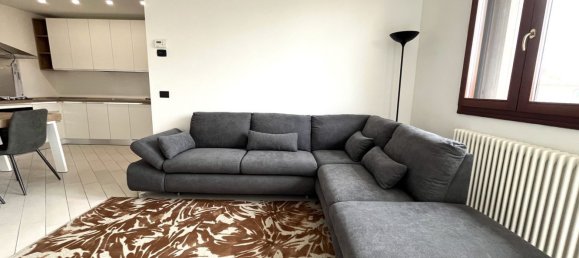 Дуплекс с 3 спальнями в Тальо ди По, Италия № 325264 5