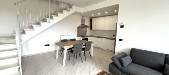 Дуплекс с 3 спальнями в Тальо ди По, Италия № 325264 16