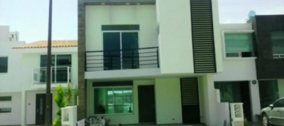 3 bedrooms House in Puebla, Mexico No. 176206 2