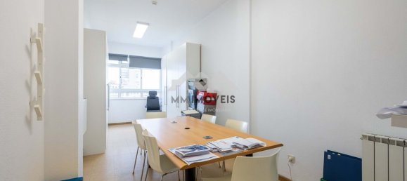 9 bedrooms Building in Porto, Portugal No. 145279 30