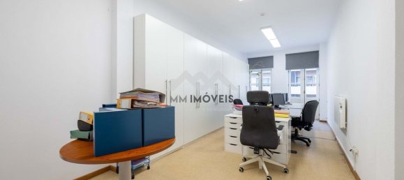 9 bedrooms Building in Porto, Portugal No. 145279 33