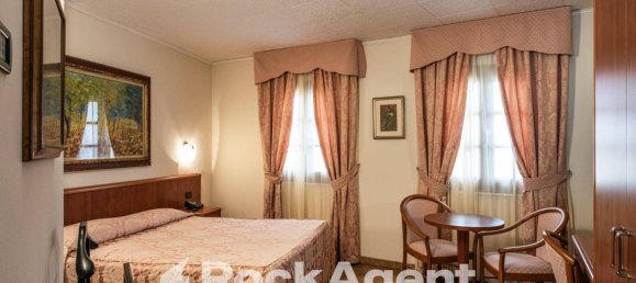 5 rooms Building in Sannazzaro de' Burgondi, Italy No. 265540 18