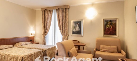 5 rooms Building in Sannazzaro de' Burgondi, Italy No. 265540 5