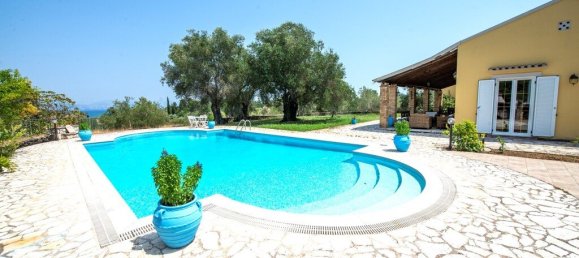 5 bedrooms Villa in Corfu, Greece No. 3815 25