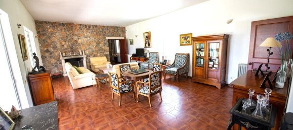 5 bedrooms Villa in Corfu, Greece No. 3815 6