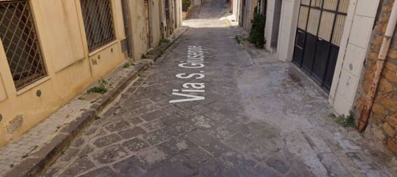 Apartamento T3 em Pietraperzia, Italy N.º 323279 6