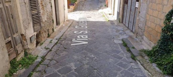 Apartamento T3 em Pietraperzia, Italy N.º 323279 5