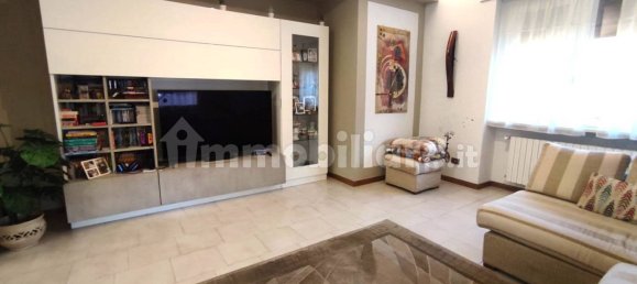 3 Schlafzimmer Wohnung in Pistoia, Italy, Nr. 48812 5