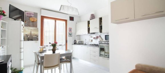 2 Schlafzimmer Wohnung in San Benedetto del Tronto, Italy, Nr. 317784 5