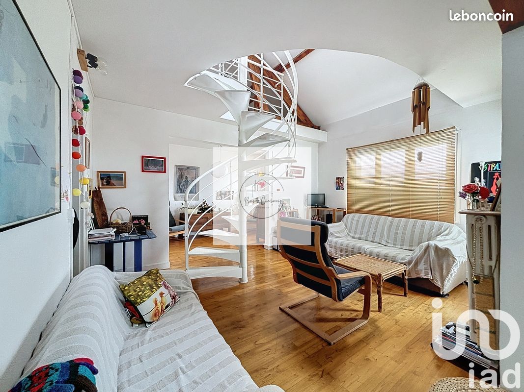 Duplex T2 em Vernouillet, France N.º 209474