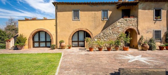 8 غرف نوم فيلا في Livorno, Italy رقم 325 2