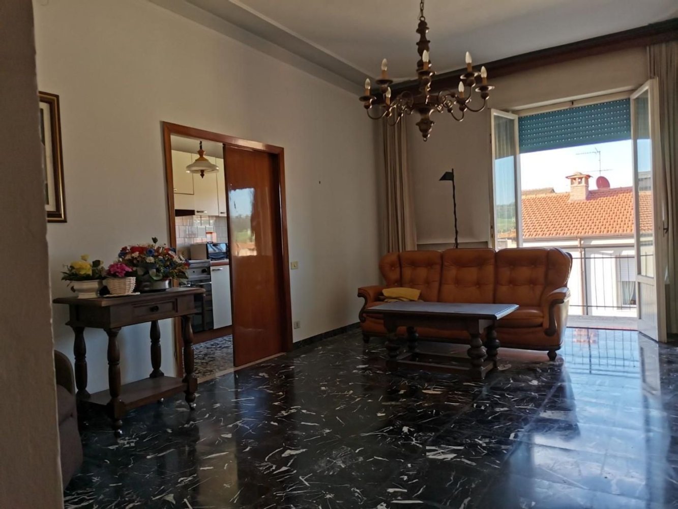 5 rooms Apartment in Poggibonsi, Italy No. 96676