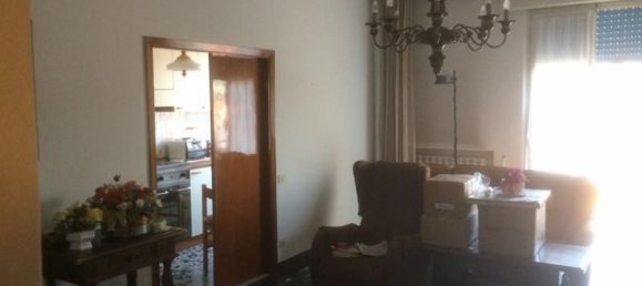 5 rooms Apartment in Poggibonsi, Italy No. 96676 35
