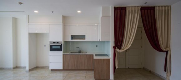 3 bedrooms Apartment in District 1, Vietnam No. 18326 4