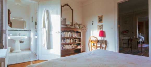 12 bedrooms Castles in Sainte-Ruffine, France No. 257064 9