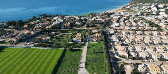 Земельный участок с 3 спальнями в Лагуш, Португалия № 74167 8