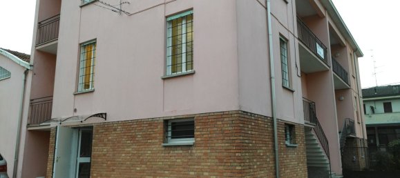 100m² Warehouse in Luzzara, Italy No. 253962 4