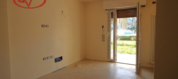 3 rooms Apartment in Figline e Incisa Valdarno, Italy No. 238118 5