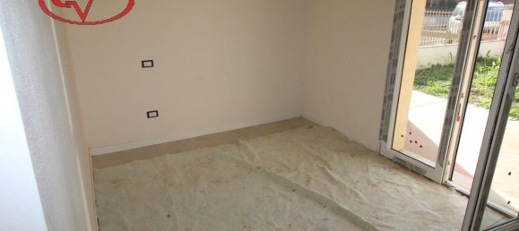 3 rooms Apartment in Figline e Incisa Valdarno, Italy No. 238118 10