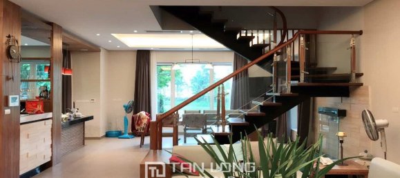 4 bedrooms Villa in Long Bien, Vietnam No. 2151 7