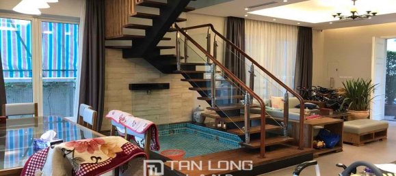 4 bedrooms Villa in Long Bien, Vietnam No. 2151 3