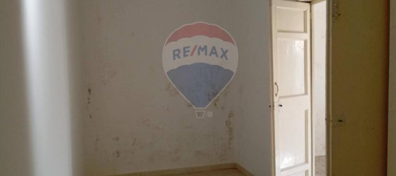 5 rooms House in Maletto, Italy No. 15549 12