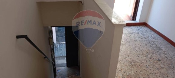 5 rooms House in Maletto, Italy No. 15549 8
