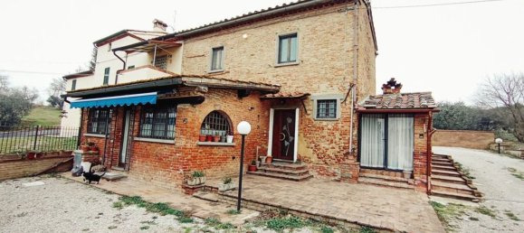 4 rooms House in Foiano della Chiana, Italy No. 229931 19