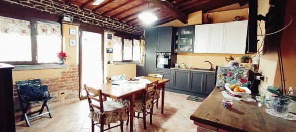 4 rooms House in Foiano della Chiana, Italy No. 229931 5