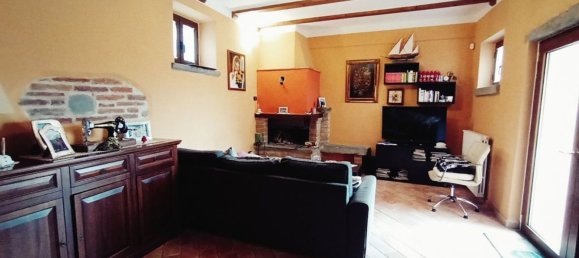 4 rooms House in Foiano della Chiana, Italy No. 229931 8