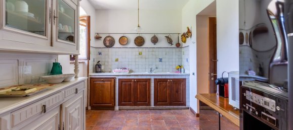 7 bedrooms House in Guardea, Italy No. 304155 17