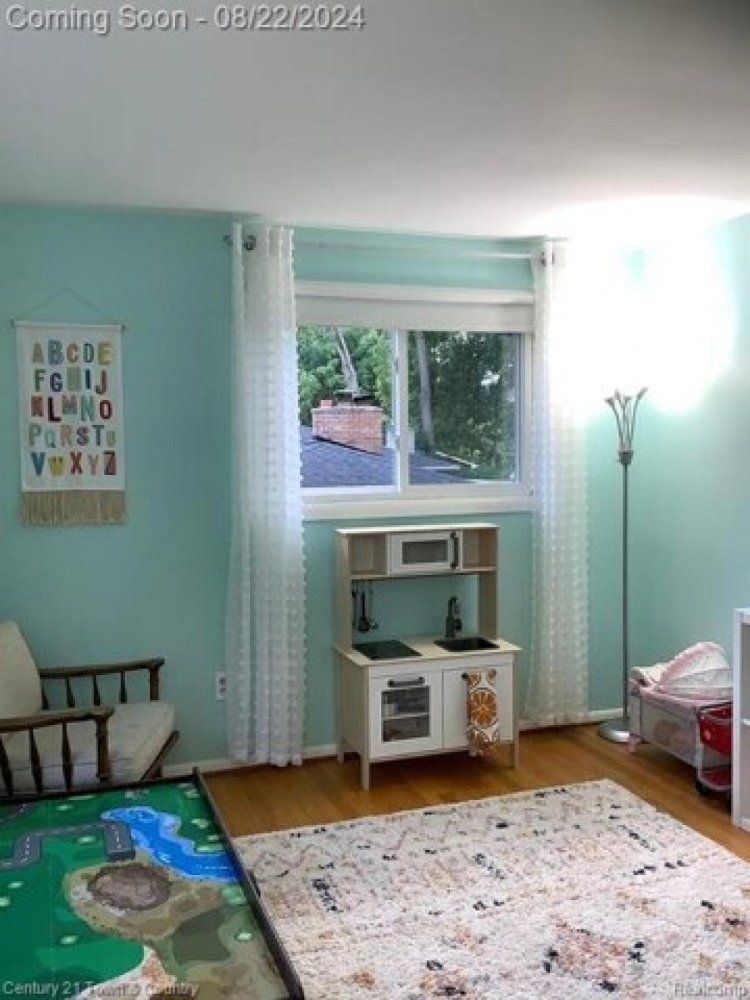 4 bedrooms House in Livonia, USA No. 385686