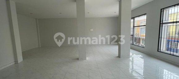 Magasin à Tangerang, Indonesia 162m² No. 2587 5