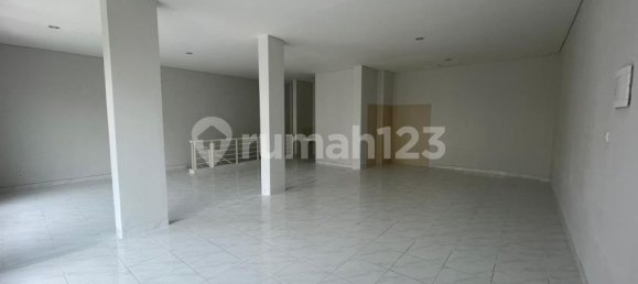 Magasin à Tangerang, Indonesia 162m² No. 2587 4