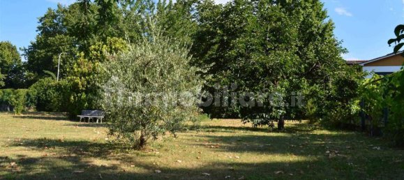  قطعة أرض في Vaprio d'Adda, Italy 836متر مربع رقم 81407 3