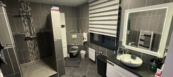 4 bedrooms House in Laigneville, France No. 276819 3