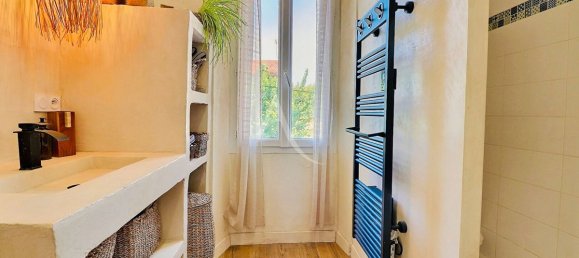 Casa de 3 dormitorios en Marseille, France No. 281465 9